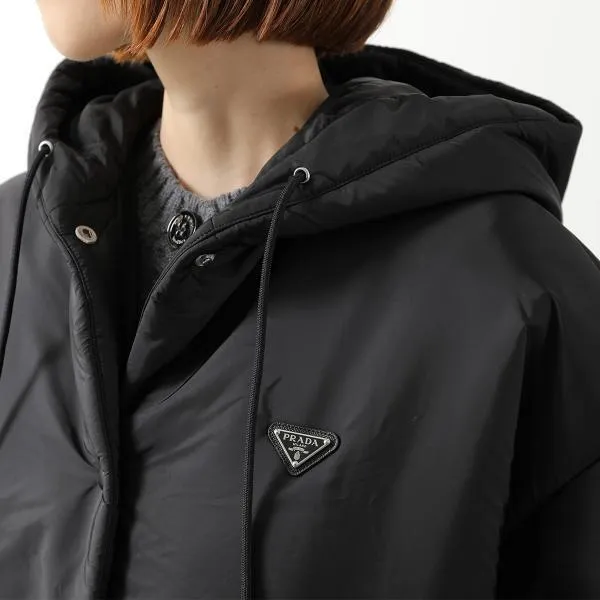 プラダ 中綿コート コピー Re-Nylon フードジャケット ミドル丈 29D960