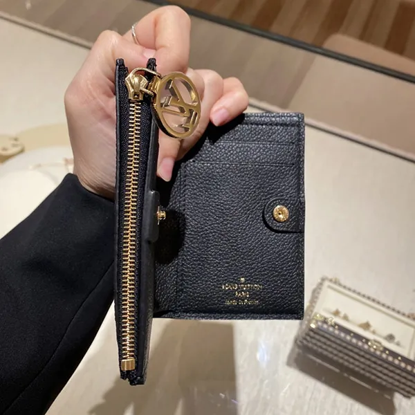 【大人気♪】ルイヴィトン ポルトフォイユ リサ ミニ財布 コピー M26518