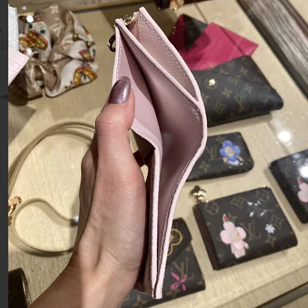 【大人気♪】ルイヴィトン ポルトフォイユ リサ ミニ財布 コピー M26518