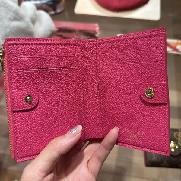 【大人気♪】ルイヴィトン ポルトフォイユ リサ ミニ財布 コピー M26518