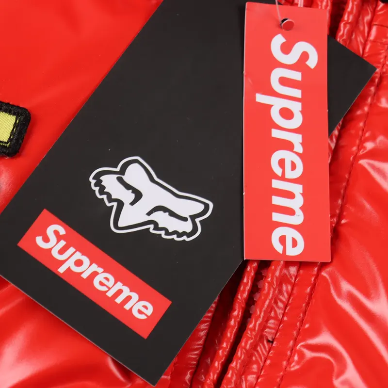 【大特価】シュプリーム フォックス レーシング シャイニー ダウン ジャケット Shs53899