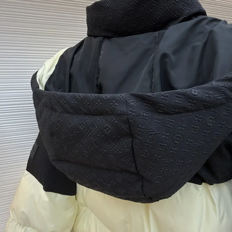 n級 おすすめルイヴィトン モノグラムモチーフ ブルゾンジャケット 1AJAZL