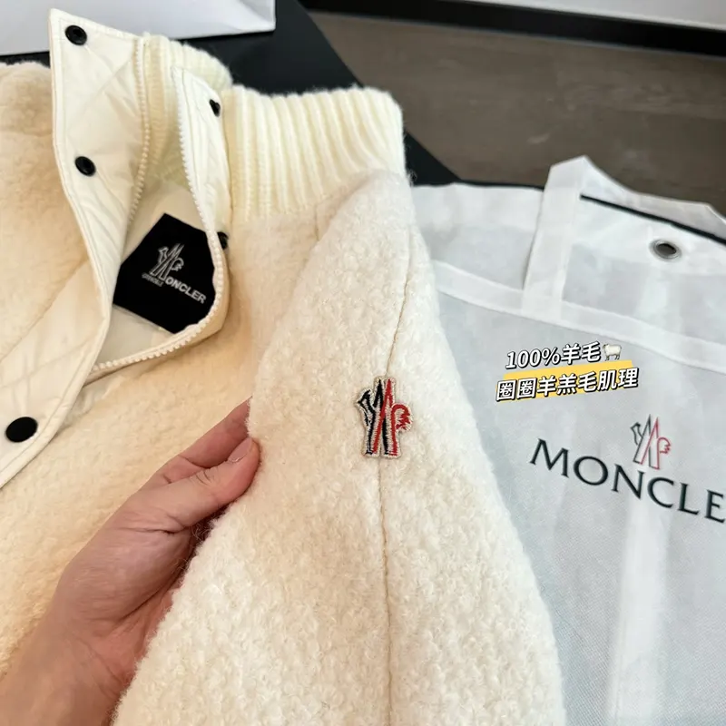 【大特価】★モンクレール★Grenoble パディング入りカーディガン mol58500