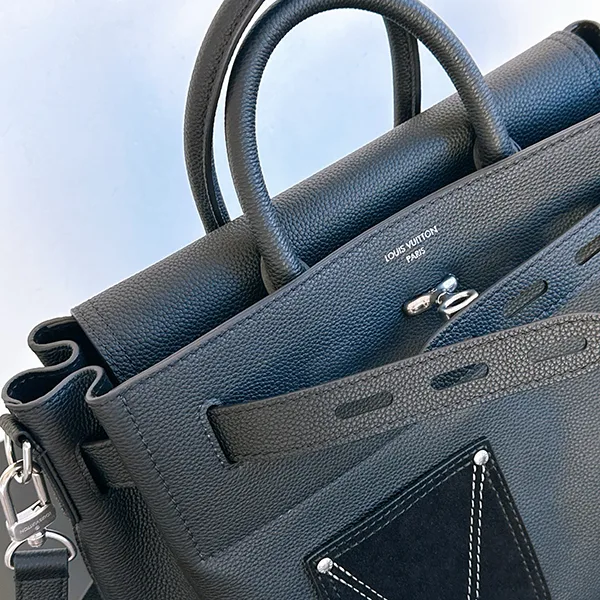 上質レザーが目を惹く★ルイヴィトン スチーマー 30 バッグ 黒 M27061