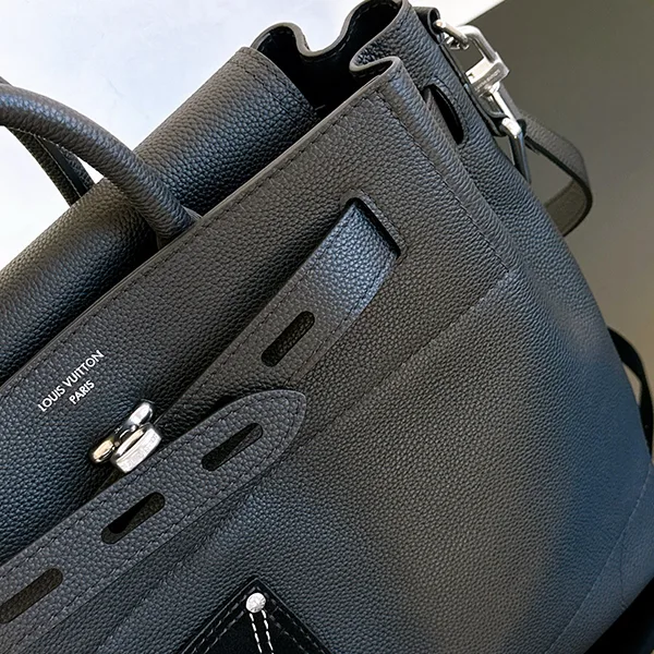 上質レザーが目を惹く★ルイヴィトン スチーマー 30 バッグ 黒 M27061