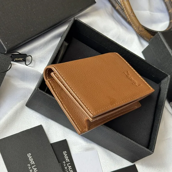 サンローラン タイニー カサンドラ クレジットカードウォレット Sak18693