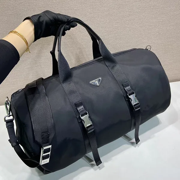 プラダ◆Re-Nylon×サフィアーノ コピー レザー ダッフルバッグ_ 2VC015973
