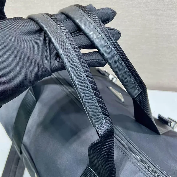 プラダ◆Re-Nylon×サフィアーノ コピー レザー ダッフルバッグ_ 2VC015973