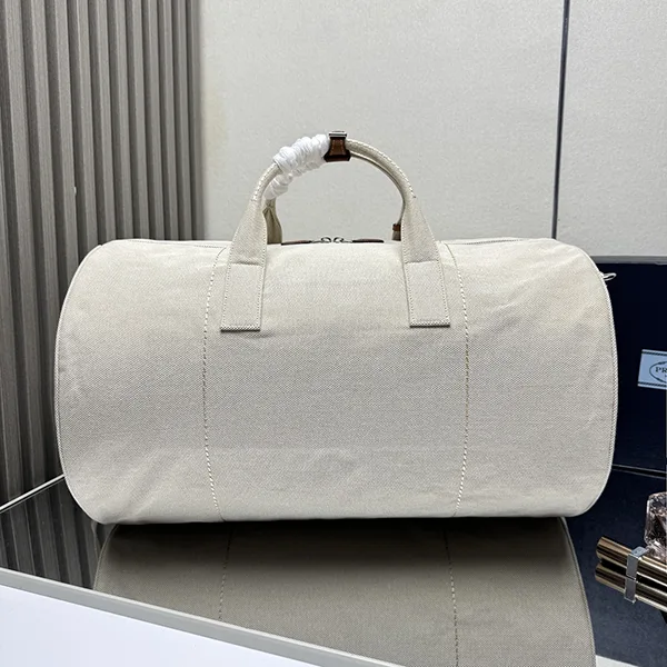 お洒落 洗練 プラダ リネンブレンド ダッフルバッグ コピー 2VC0512CX9