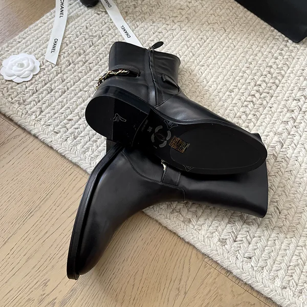 【上品で大人っぽい印象に♪】シャネル ショートブーツ レプリカ shk19817