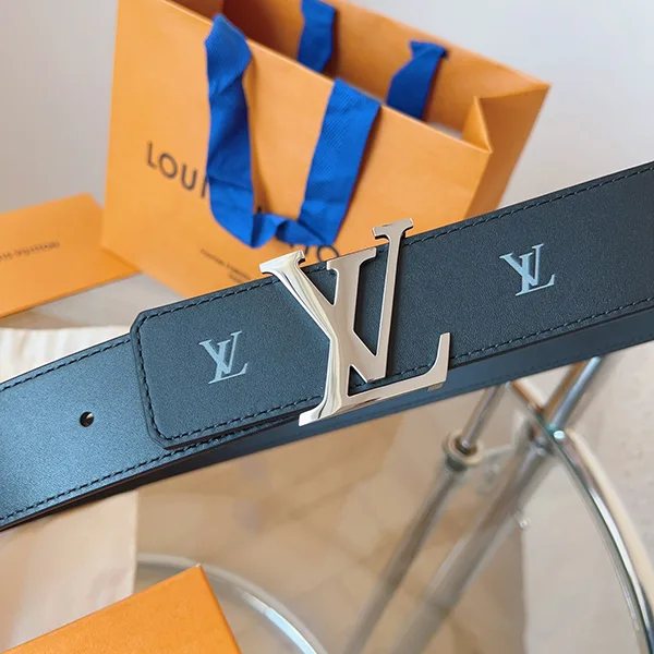 ルイヴィトン ベルト・LV イニシャル リバーシブル M8841U
