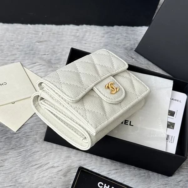 ★安心 シャネル 三つ折り財布 コピー クラシック フラップ shr33765
