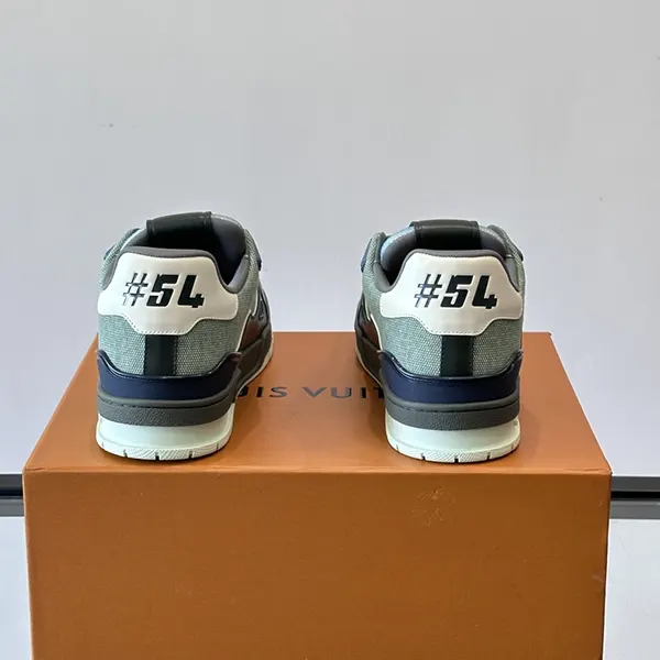激安価格!ルイヴィトン スニーカー 偽物 LVトレイナー お洒落 vuh26942