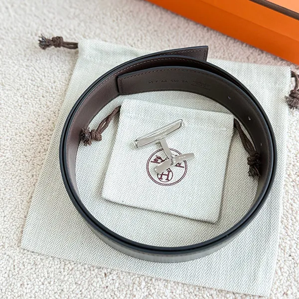 エルメススーパーコピー ベルトバックル 《スクリプト》 & レザーベルト(キット) 38mm H011891UB30
