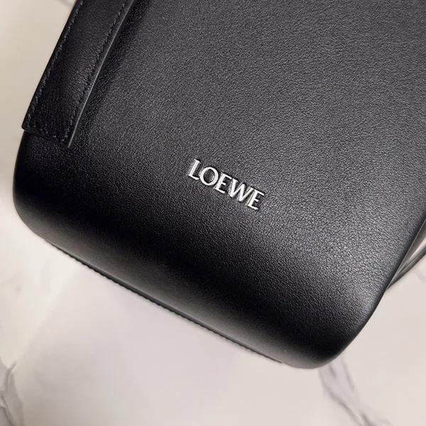 【ロエベコピー】ハンモック フリップ バッグ クラシックカーフ A538HHBX07