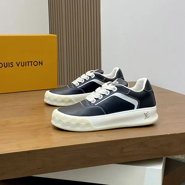 【上品デザイン♪】ルイヴィトンスーパーコピー★LV ティルテッド スニーカー 1AJWDD