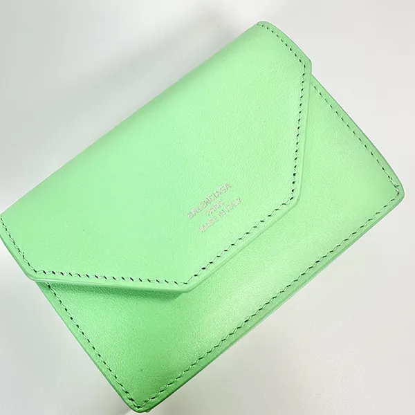バレンシアガ ENVELOPE 三つ折り ミニ財布 コピー 7367302