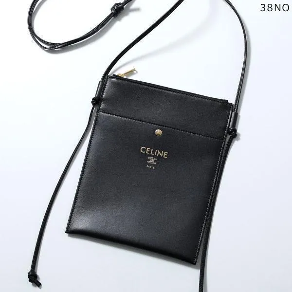 26年春夏 セリーヌ ショルダーバッグ コピー SHARP POUCH シャープポーチ 10P812K05