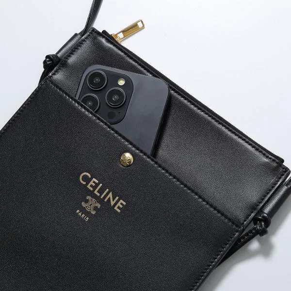 26年春夏 セリーヌ ショルダーバッグ コピー SHARP POUCH シャープポーチ 10P812K05