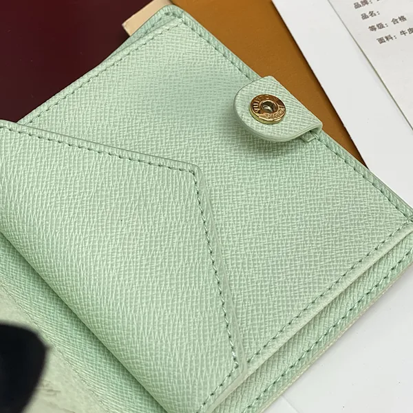 彩りと品格◎*ルイヴィトン* ポケットウォレット・LV チャーム M28273 vul84113