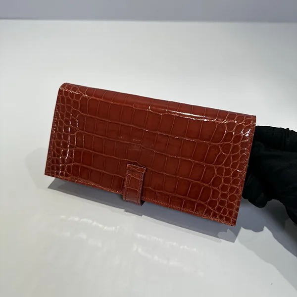 お洒落 エルメス ベアンスフレ コピー アリゲーター シルバー金具 長財布 eru84219