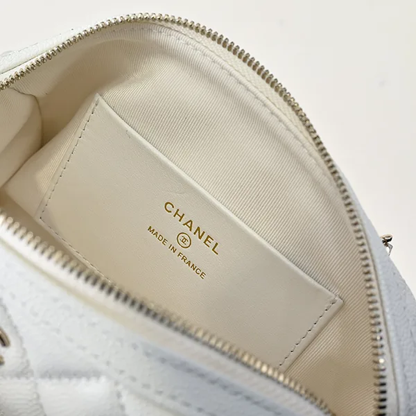 【丸いフォルムがおしゃれ♪】シャネル 25K ボーリングバッグ コピー AP4474B10583