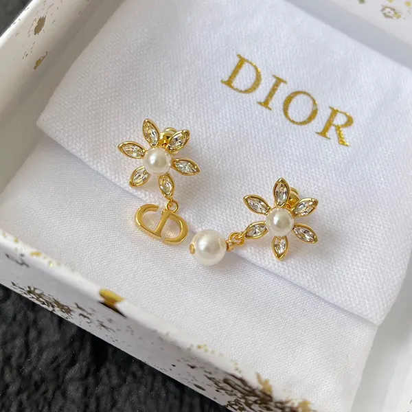 高品質 ディオール Bloom in Dior ピアス スーパーコピー dep46993