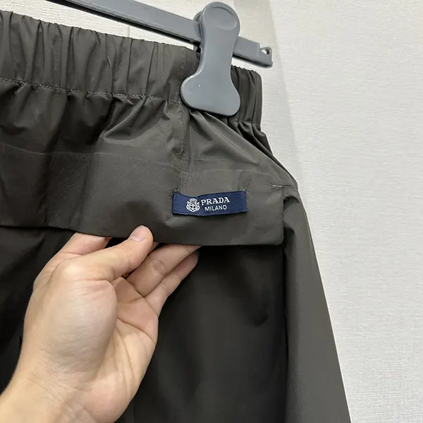 お洒落 プラダ 激安 Re-Nylon プリーツスカート pleated skirt puk42459