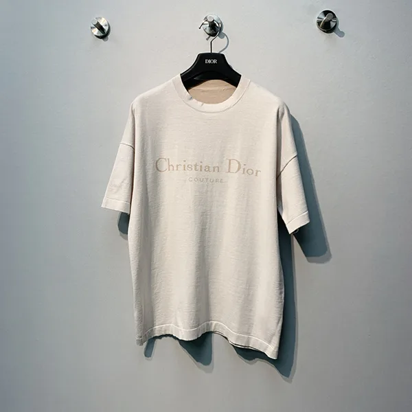 【クラシックスタイル☆】ディオール Christian ディオール 偽物 Couture Tシャツ 2色 593M647