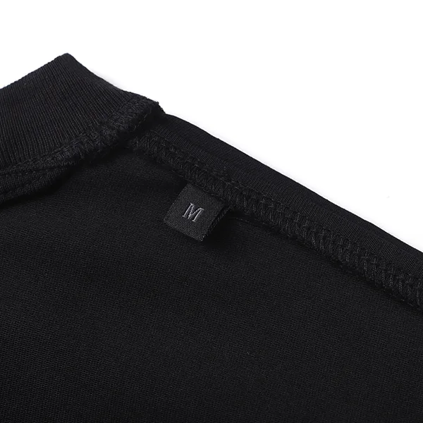 モンクレール コピー グラフィックエフェクトロゴTシャツ 8C000048