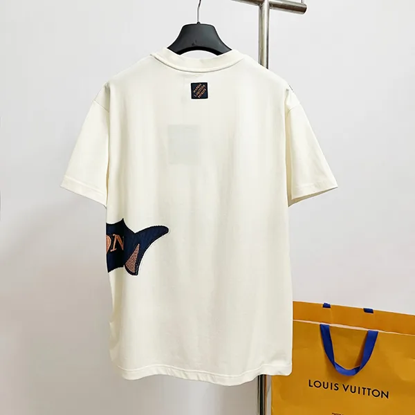 ルイヴィトン インターシャ グラフィックTシャツ コピー 半袖 1AIHZZ