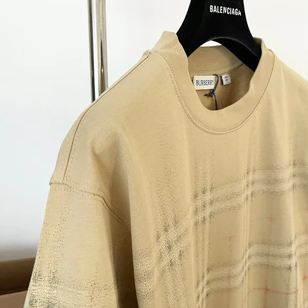 バーバリー グラデーションチェック コットンTシャツ 偽物 81190221