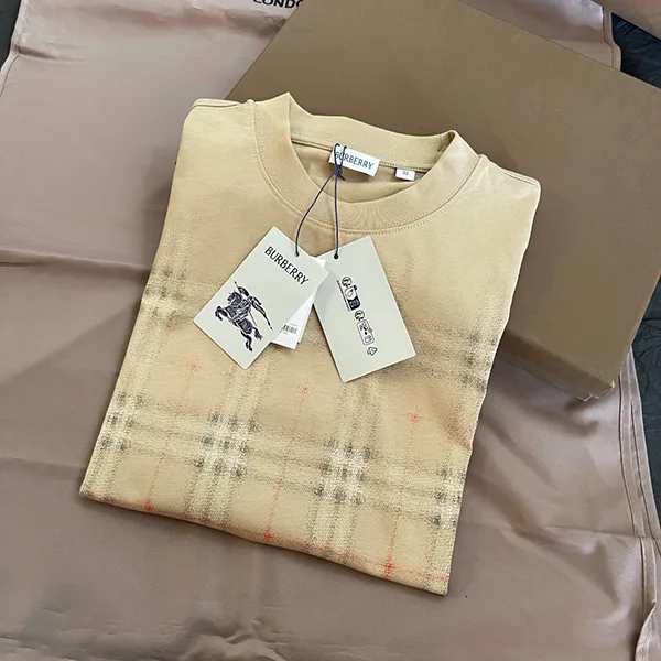 バーバリー グラデーションチェック コットンTシャツ 偽物 81190221
