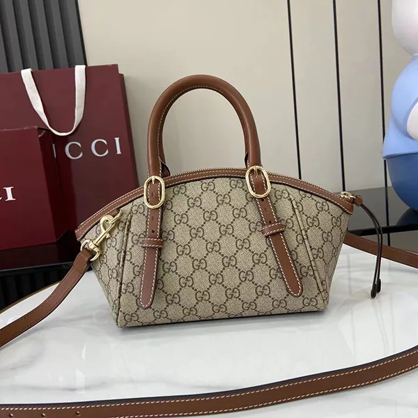 グッチ GGエンブレム スモール トップハンドルバッグ コピー 茶 839005