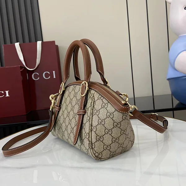 グッチ GGエンブレム スモール トップハンドルバッグ コピー 茶 839005