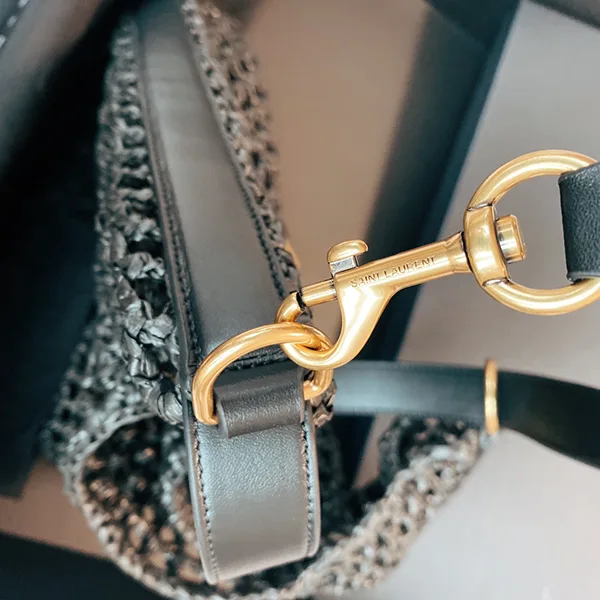 【お洒落☆】サンローラン YSL スーパーコピー カサンドラ ショルダーバック ラフィア ロゴ入 2色 Sak96370