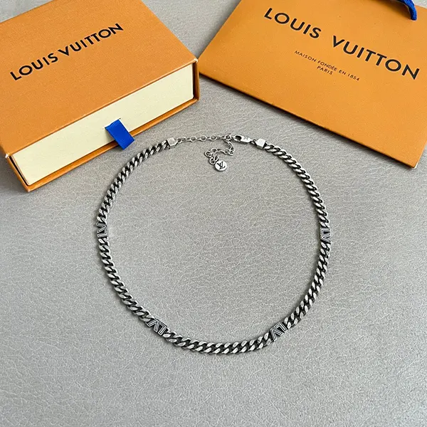 大人気！ルイヴィトン ネックレス コピー LV ウィスパー vut65757