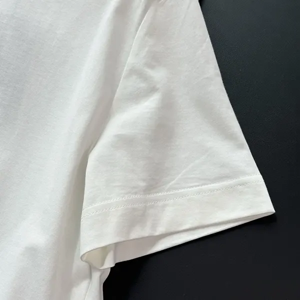 ブティック♪ フェンディ ホワイト コットン Tシャツ スーパーコピー fep90993