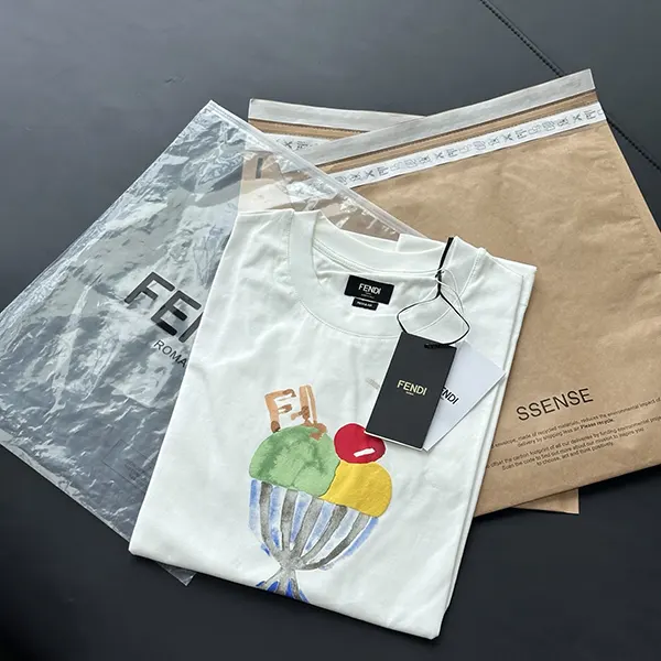 ブティック♪ フェンディ ホワイト コットン Tシャツ スーパーコピー fep90993
