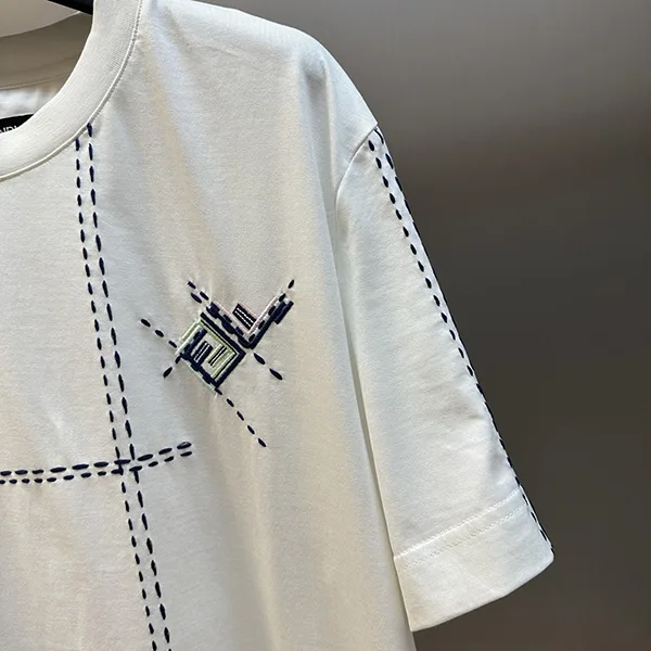 【大特価】フェンディ ホワイトのコットンTシャツ コピー fef94991