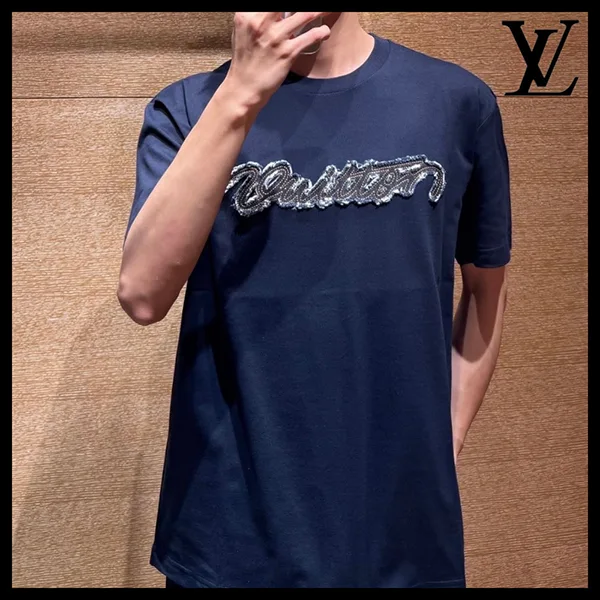 【胸元のロゴがかっこいい♪】ルイヴィトン★Tシャツ 1AK7H7