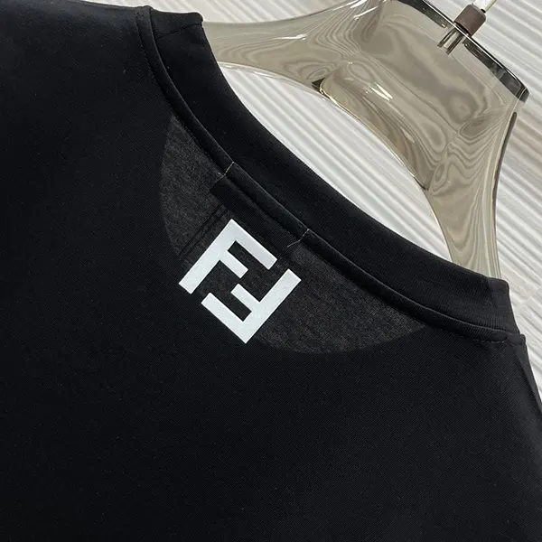 使い勝手良し フェンディ スリムフィット コットンTシャツ fej69515