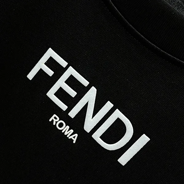 使い勝手良し フェンディ スリムフィット コットンTシャツ fej69515