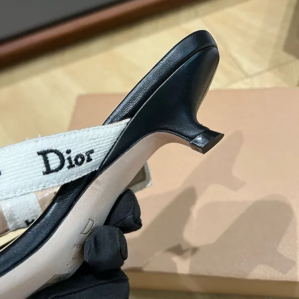 使い勝手良し ディオール リボンストラップ トング サンダル det26098