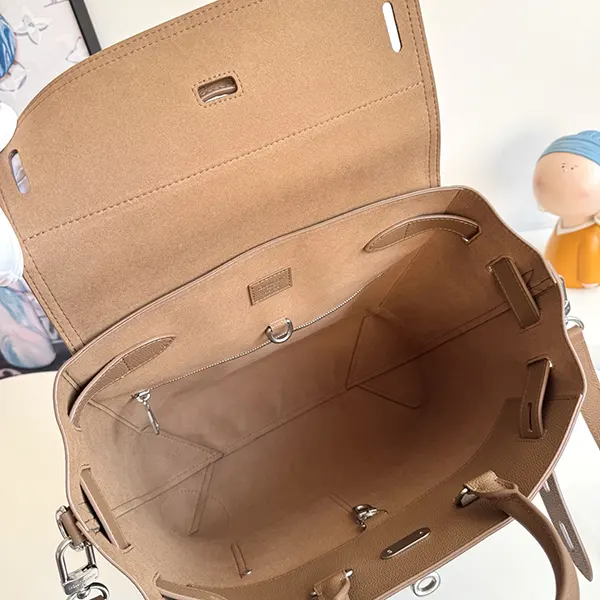 ルイヴィトン スーパーコピー スティーマー 30 タン vuo01300