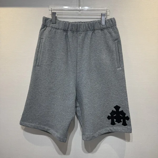 クロムハーツ レザー セメタリークロスパッチ ショーツ スーパーコピー Kue83252