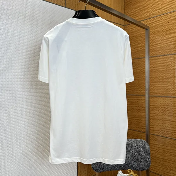 ★インナーでも映える★【モンクレール スーパーコピー】サファリワードローブTシャツ L10918C0