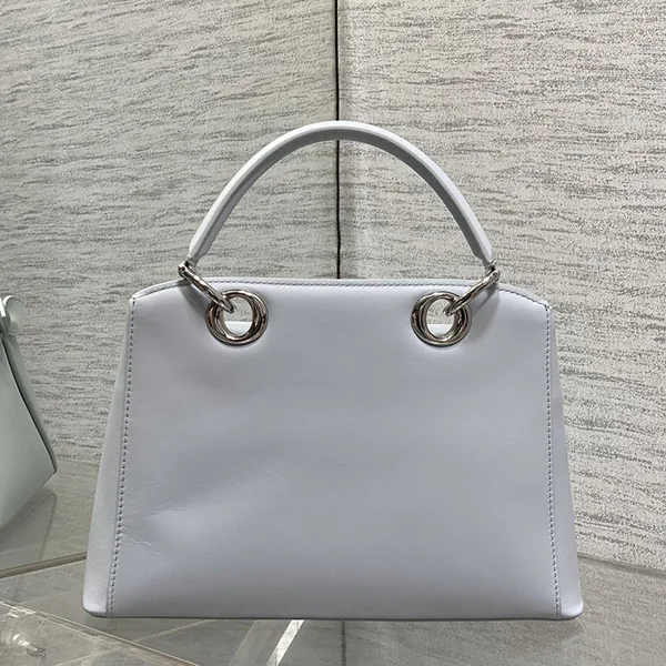 上品さ際立つ♪ディオール CIGALE シガール バッグ スーパーコピー スモール リボン M0737OHJU