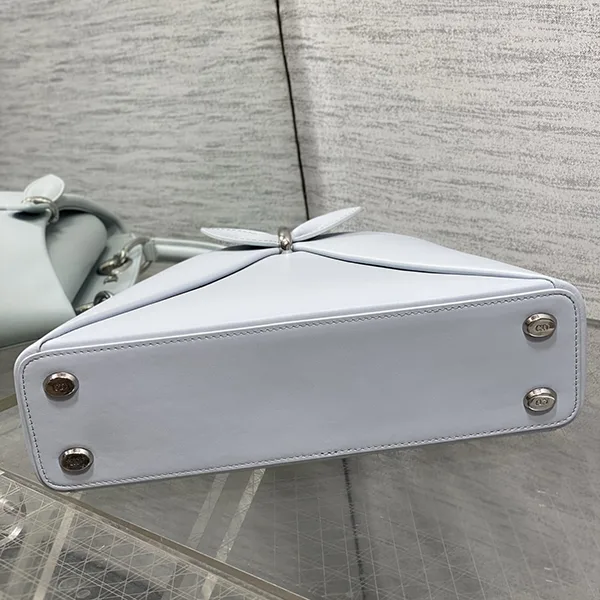上品さ際立つ♪ディオール CIGALE シガール バッグ スーパーコピー スモール リボン M0737OHJU