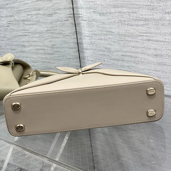 【上品も流行りも欲張りに叶える】ディオール ハンドバッグ スーパーコピー det95815